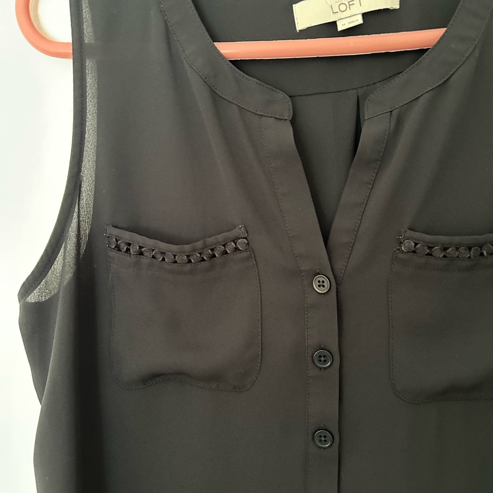 LOFT Black Sleeveless Henley-Style Camisole - Picture 4 of 5